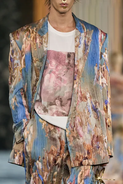 Look 208